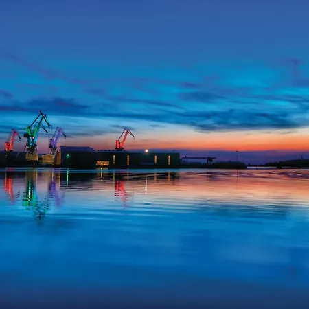 Apartman 2 Bedroom Amazing In *